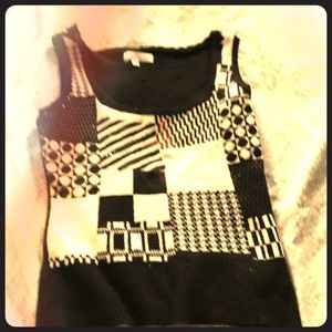 Sleeveless wool color block top .